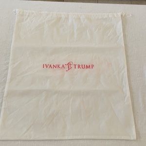 Ivanka Trump Extra Large White Storage Dust Bag